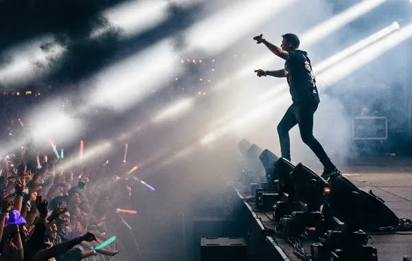 music-stage Musician on Stage